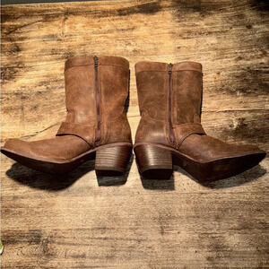 Durango brown Pull On Heeled Harness Western Cowboy  Boots Size 6.5 NWT